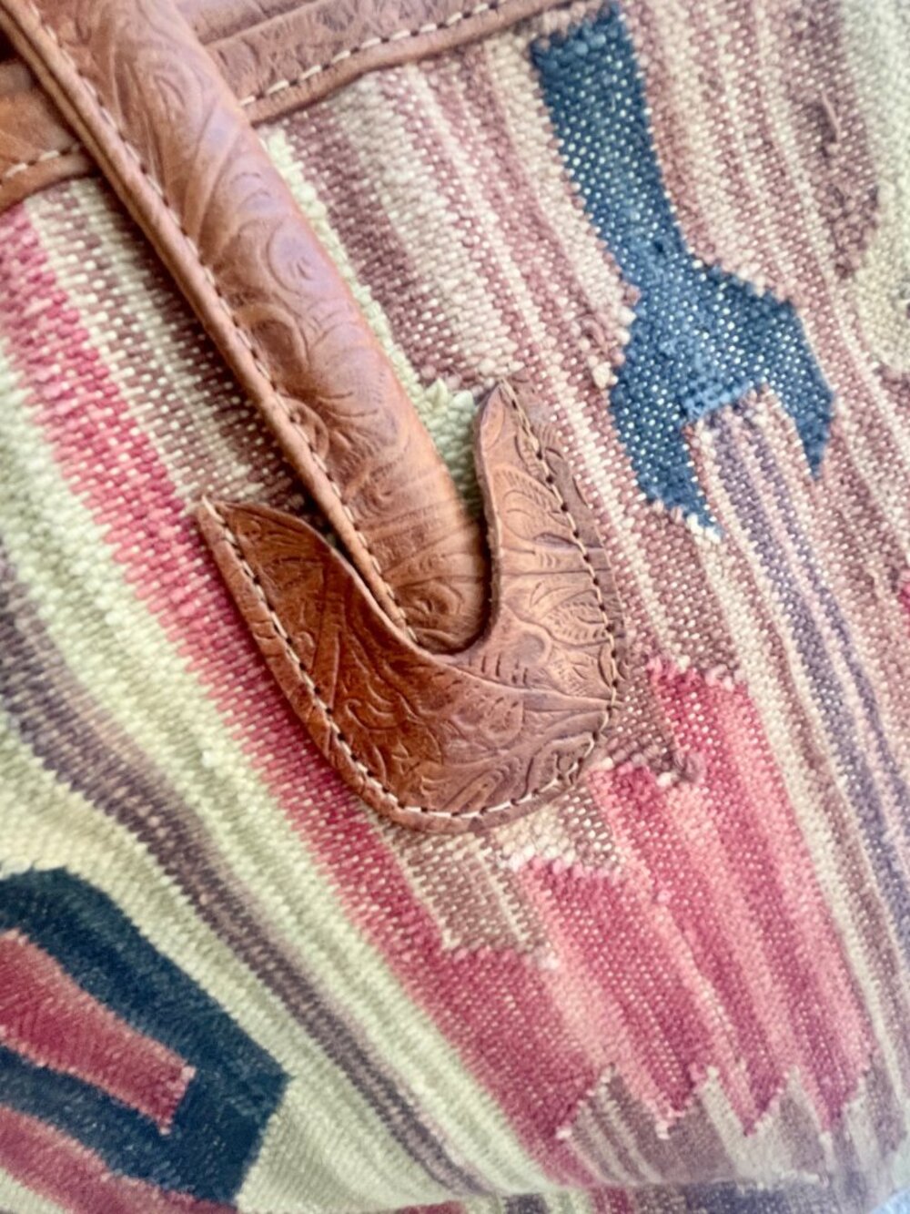 Handcrafted Kilim Tote Bag Wool & Tooled Leather Southwestern Boho - Picture 3 of 11